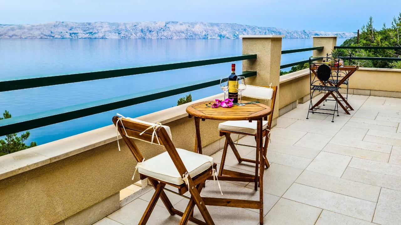 Villa Relax , With Seaview And Two Pools Near Beach Starigrad  Εξωτερικό φωτογραφία