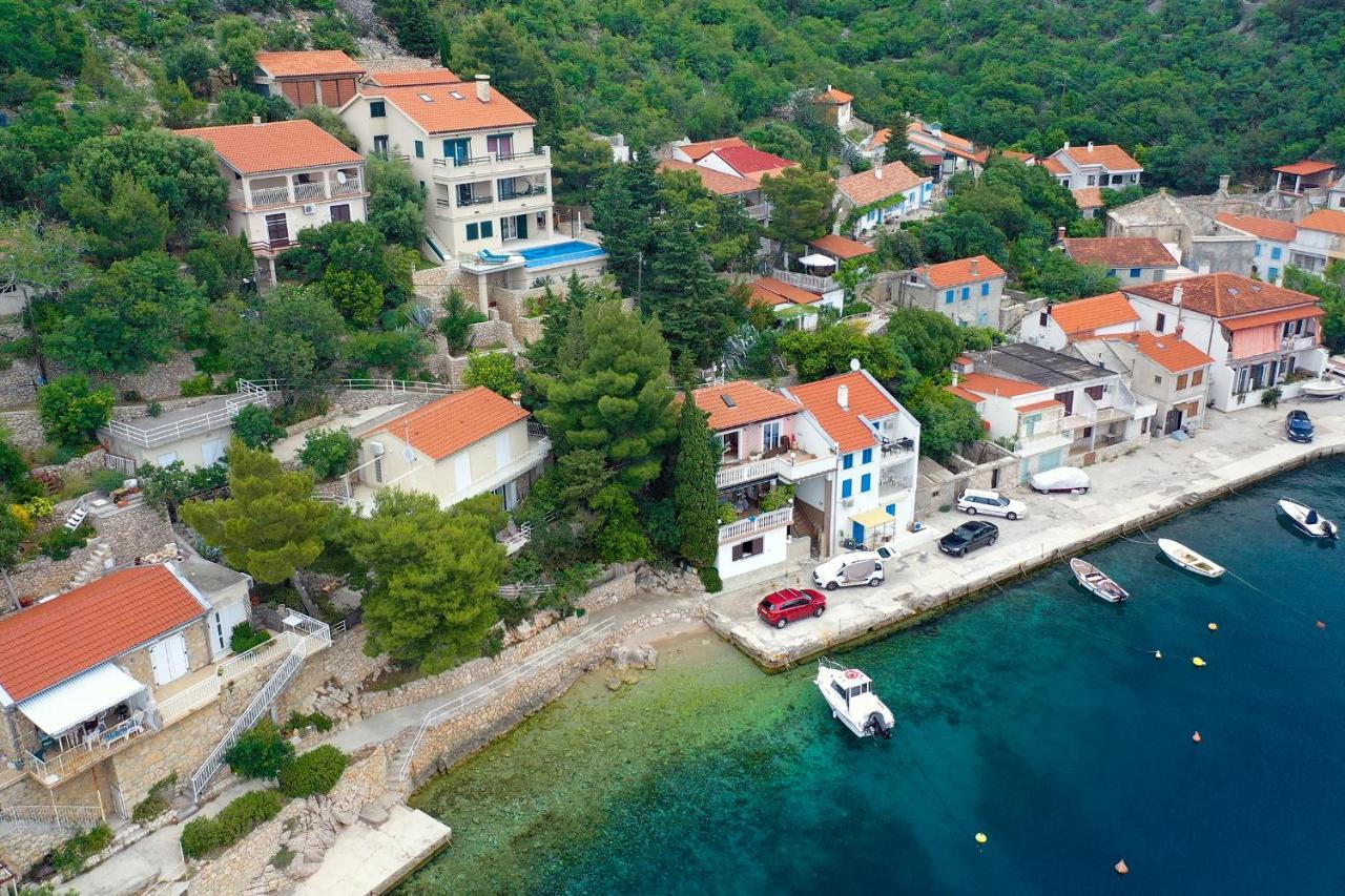 Villa Relax , With Seaview And Two Pools Near Beach Starigrad  Εξωτερικό φωτογραφία